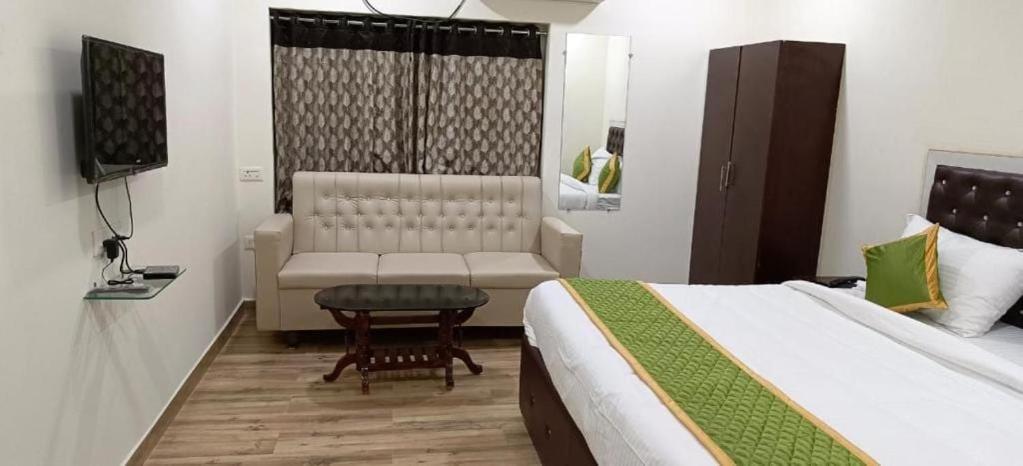 Pop Hotel Gvr Residency Гунтур Экстерьер фото